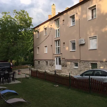 Eszter Apartman
